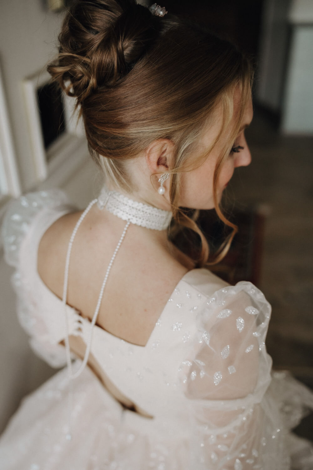 Getting Ready, die letzten Minuten fotografiert durch Hochzeitsfotograf Rosenheim